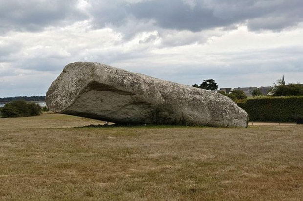 Locmariaquer megaliths