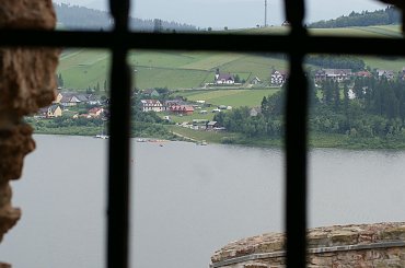 Czorsztyn%2C+zamek+w+Pieninach+nad+Dunajcem. #Czorsztyn