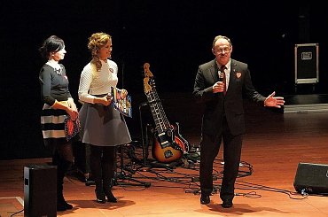 Finał WOSP w SOK; Suwałki - 12.I.2014 - m.in. Czerwony Tulipan, Bracia i Siostry, Czeremszyna #BraciaISiostry #Czeremszyna #koncert #muzyka #SuwalskiOśrodekKultury #Suwałki #WielkaOrkiestraŚwiątecznejPomocy