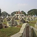 Chiński cmentarz w Kanchanaburi #kwai #birma #muzeum #tajlandia #azja #Kanchanaburi #cmentarz
