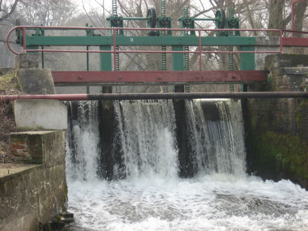 Eletrownia wodna na rzece Wieprz w Michalowie, widok jazu #Michalów #ElektrowniaWodna #Wieprz
