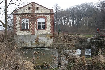 Eletrownia wodna na rzece Wieprz w Michalowie, widok od rzeki #Michalów #ElektrowniaWodna #Wieprz