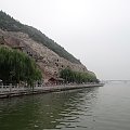 Luoyang. Longmen Shiku. Groty Smoczej Bramy. Nad rzeką Yi He. #Chiny