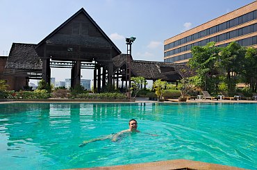 Basen w hotelu Lotos
miejscowość Chaing Mai #azja #tajlandia #TigerKingdom #tygrys