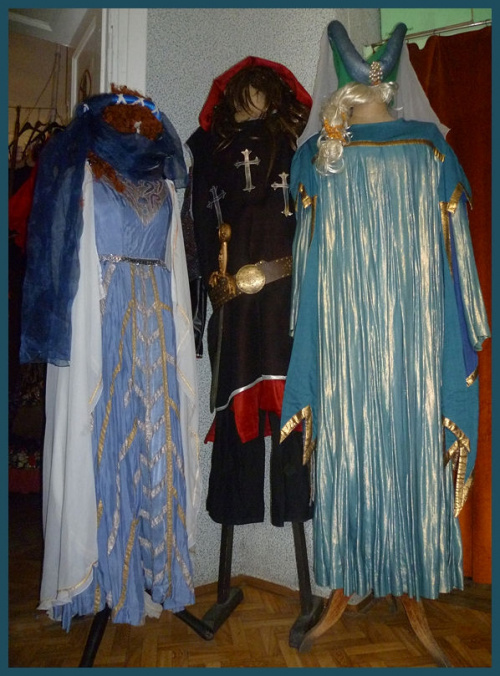 Kostiumy - sredniowiecze, rodzaje i rozmiary rozne