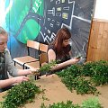 Młoszież pod opieką Marii Sokołowskiej przygotowywała wielkanocne plamy- zdjęcia trochę spóźnione, ale ważne, że są ;-) #Sobieszyn #Brzozowa