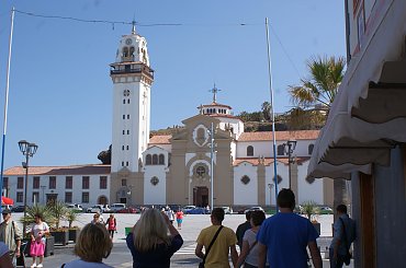 Wulkaniczna wyspa na Atlantyku, pełna kwiatów i zieleni. #Atlantic #Atlantyk #island #ocean #Teneriffe #Teneryfa #volcano #wulkan #wyspa