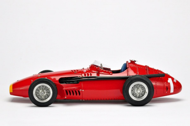 Maserati 250F #1 J.M. Fangio 1957 F1 Champion - 1:18 CMC