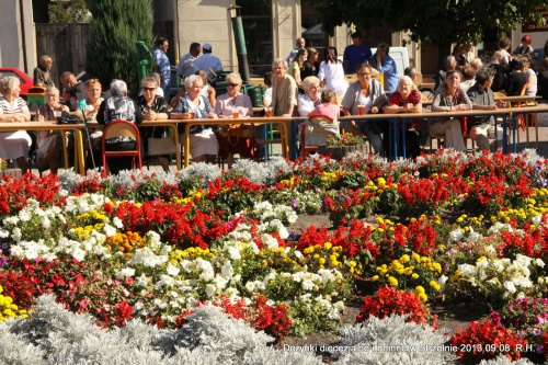 Dożynki diecezjalne i gminne w Strzelnie 2013