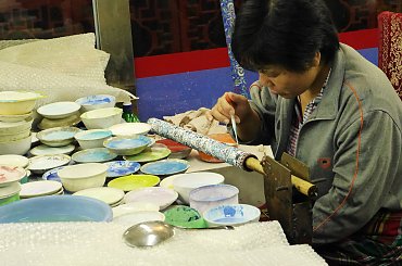 Cloisonne - potem dołki wypełnia kolorową masą #Chiny