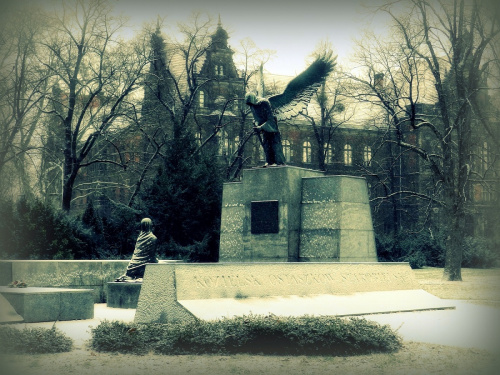Wrocław - Park Juliusza Słowackiego, Pomnik Ofiar Zbrodni Katyńskiej