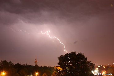 Pioruny #pioruny #błyskawice #WyładowaniaAtmosferyczne #burza