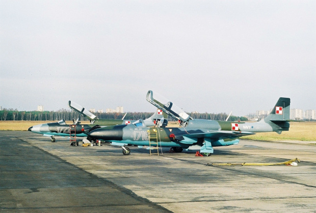 TS-11 Iskra number 1722 during service in Polish Navy Aviation